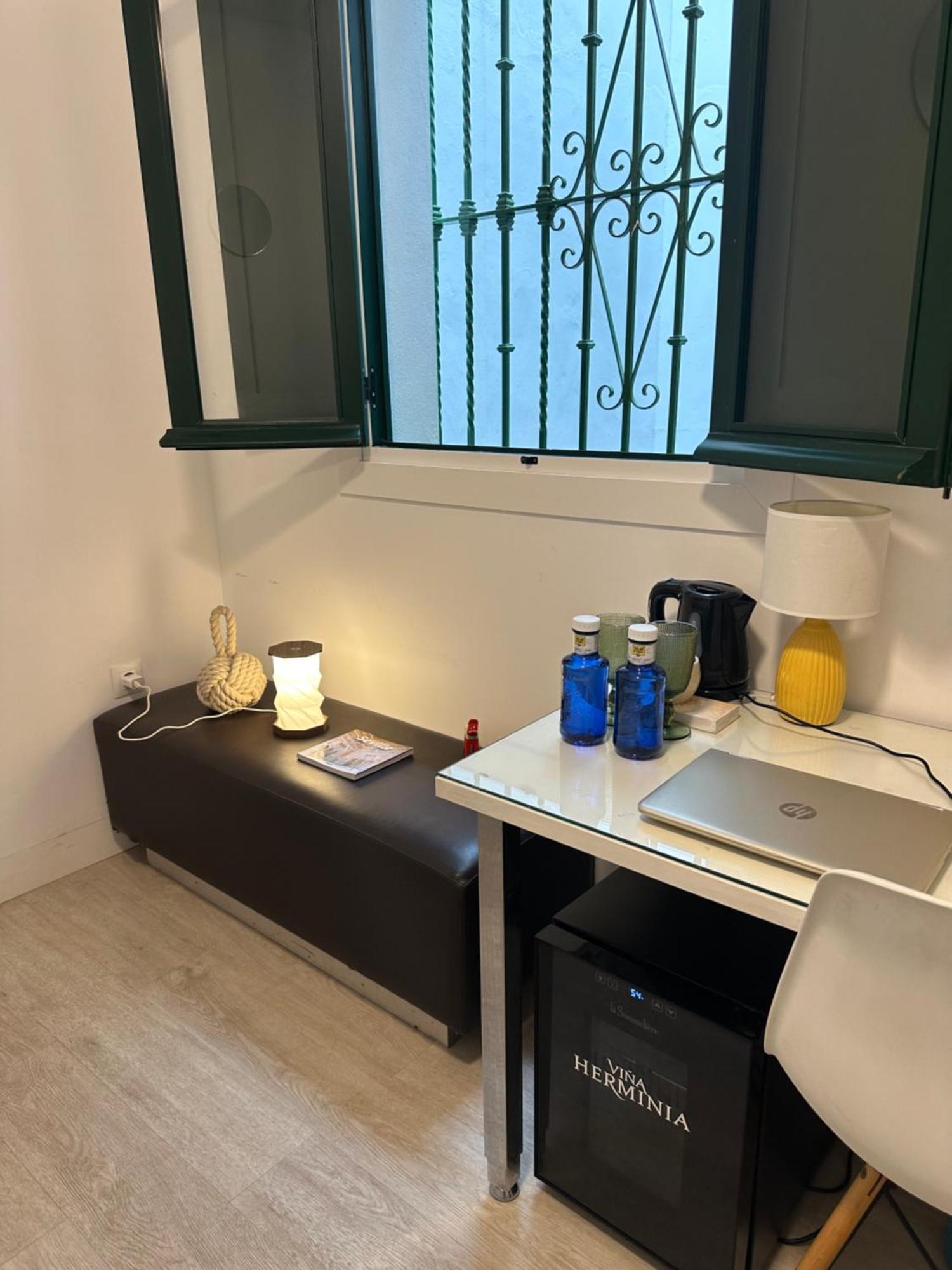 Casa Duque Compartida Familiar 1-Habitacion Con Bano Propio 塞维利亚 外观 照片